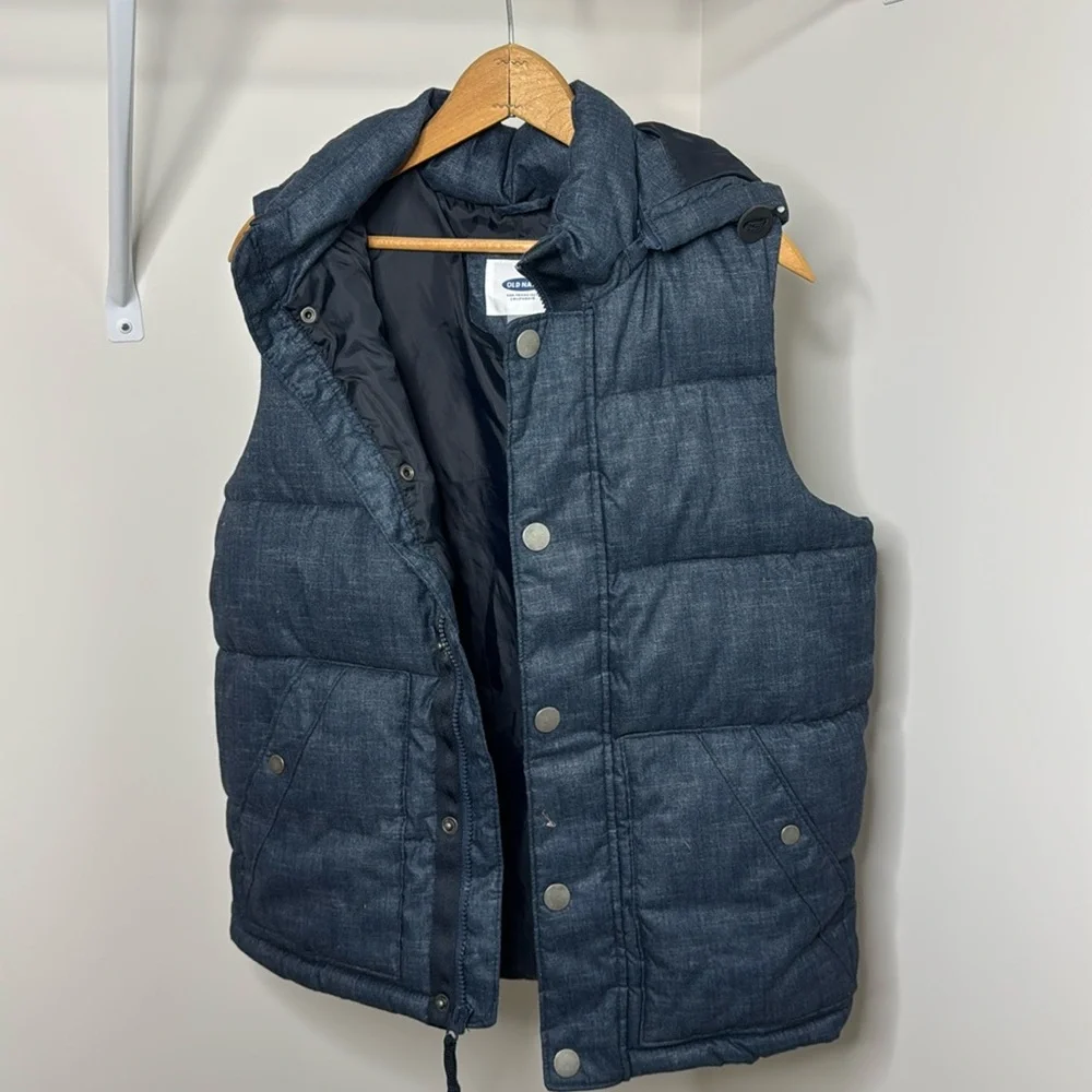 Old Navy Men’s Vest - Picture 1 of 4